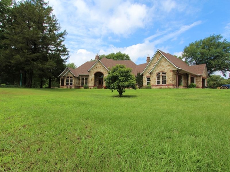 Beautiful Country Estate : Mount Pleasant : Fannin County : Texas