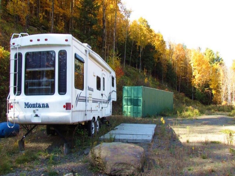 21 Acres Camper & Storage Container : Broome : Schoharie County : New York