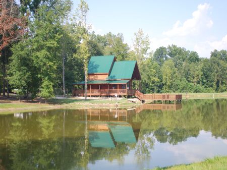 Price Reduced; Log Cabin, Pond 143 : Mt. Willing : Lowndes County : Alabama