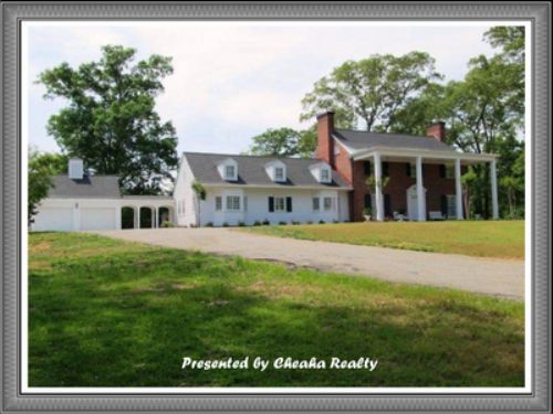 Elegant Brick Home : Lineville : Clay County : Alabama