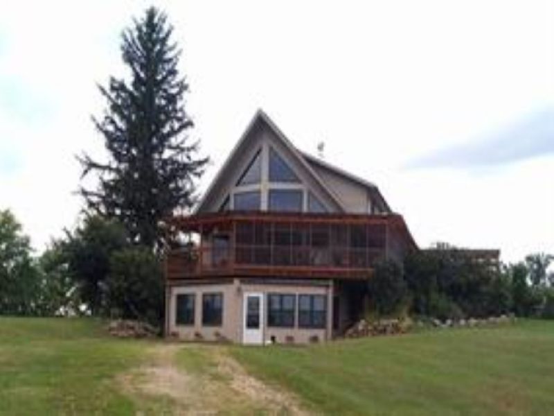 Peaceful 3 Br Home On 101.19 Acres : Cambria : Columbia County : Wisconsin