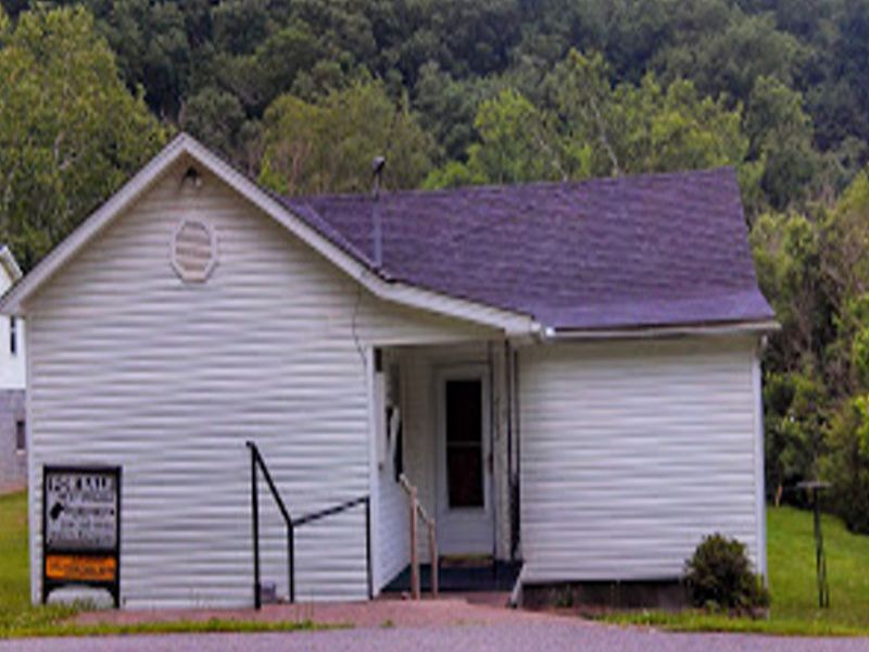 Nice Older Ranch Home : Clendenin : Kanawha County : West Virginia