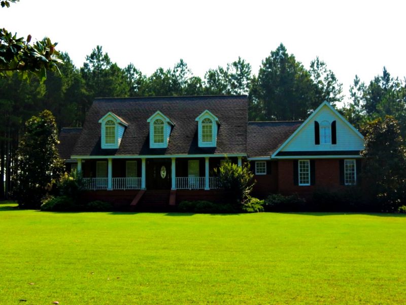 11 +/- Acres & Home : Cobbtown : Tattnall County : Georgia
