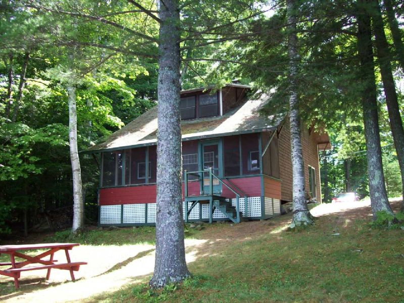 Classic Maine Cottage : Saint Albans : Somerset County : Maine