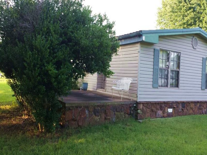 3 Bed Home Close To Lake Tenkiller : Park Hill : Cherokee County : Oklahoma