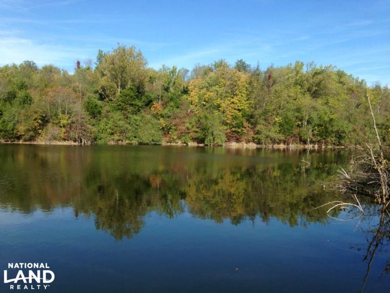 Rich Hill Private Lake & Waterfront : Rich Hill : Bates County : Missouri
