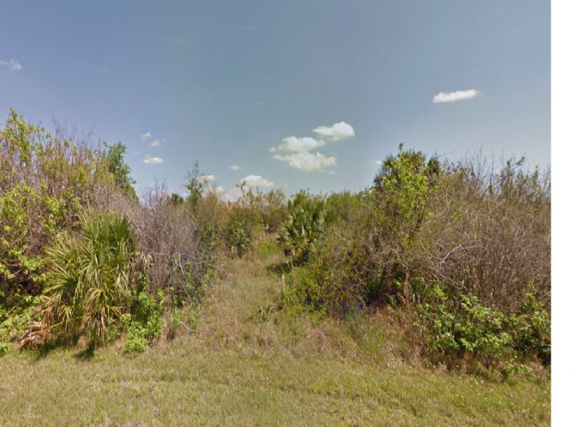 0.23 Acre Land for Sale in Port Cha : Port Charlotte : Charlotte County : Florida