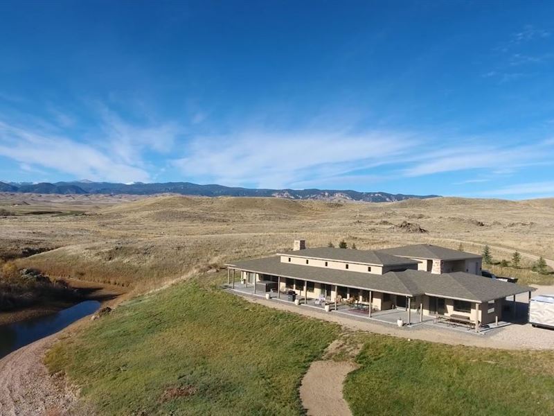 Waterfront Lake House : Buffalo : Johnson County : Wyoming