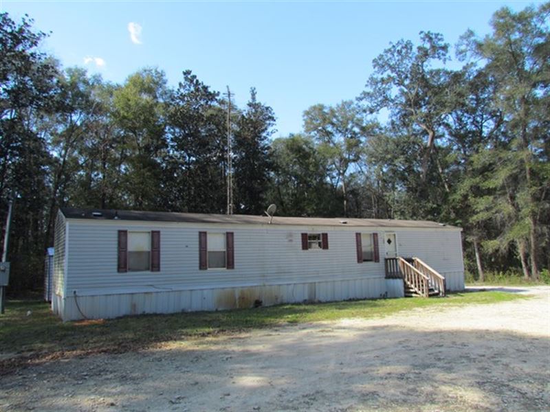 2/2 Mobile Home On 3.47 Ac 773231 : Old Town : Dixie County : Florida