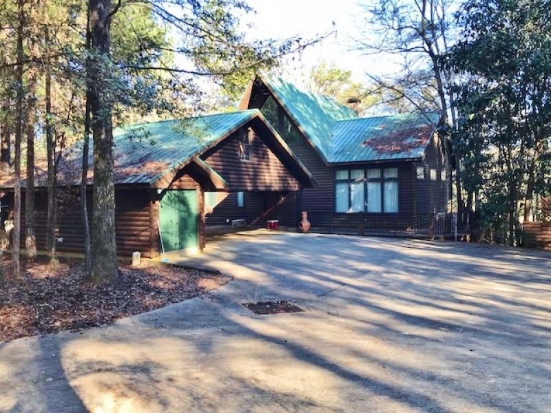 Reduced, Hunting Land with Lodge : Heidelberg : Clarke County : Mississippi