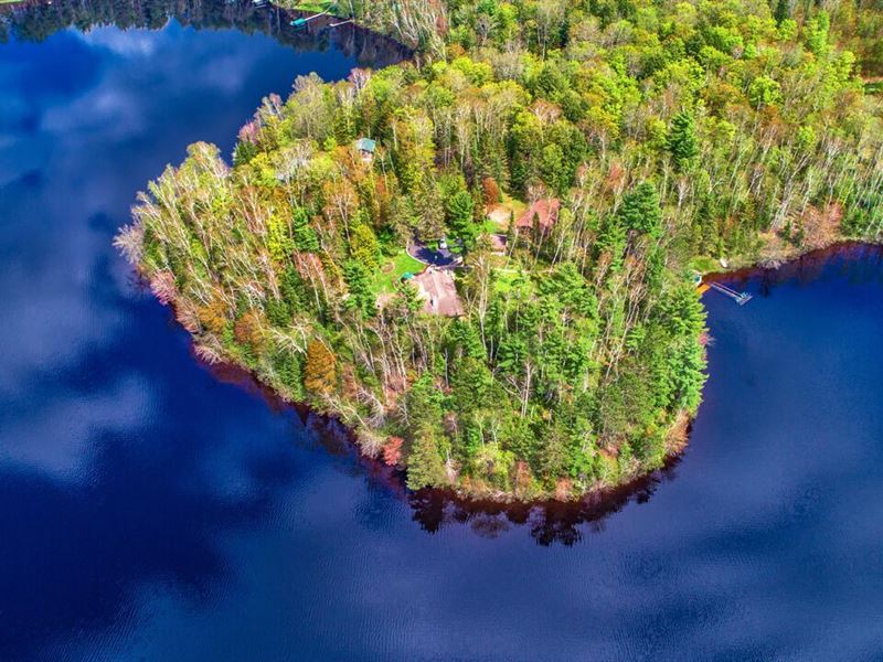 Complete Privacy On Spider Lake : Mercer : Iron County : Wisconsin