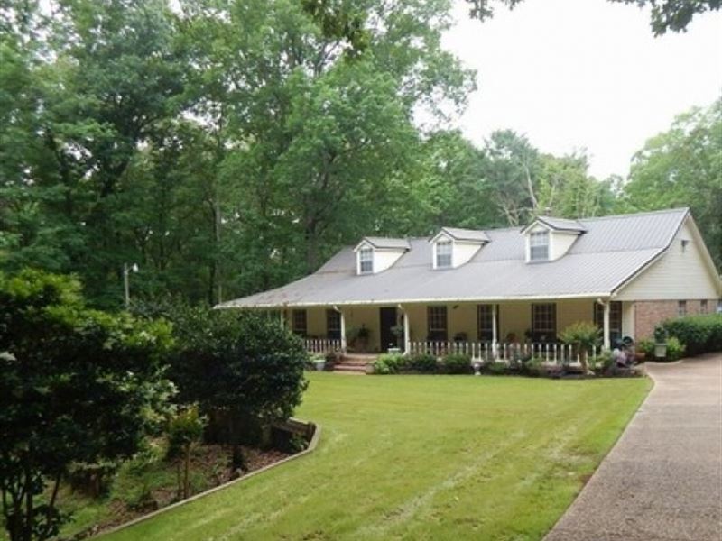 40 Acres with A Home in Hinds Count : Raymond : Hinds County : Mississippi