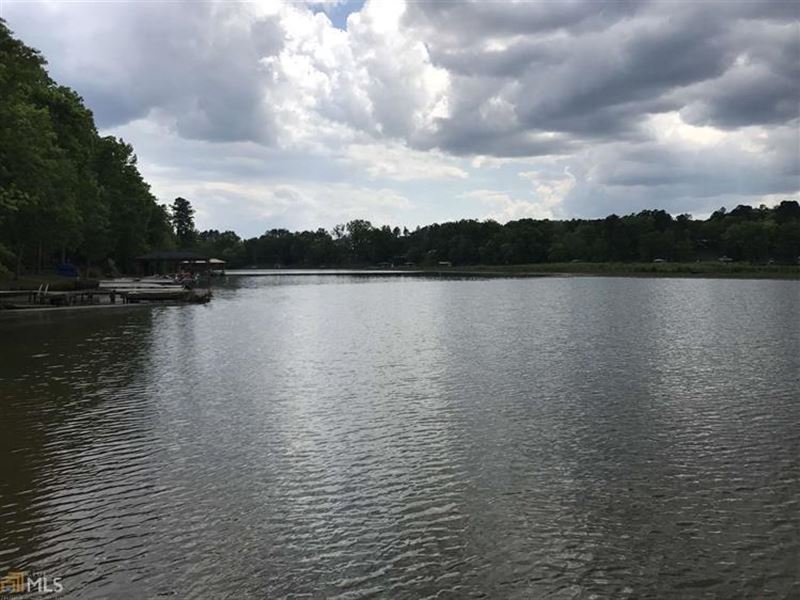Lakefront Lot with Dock & Seawall : Eatonton : Putnam County : Georgia