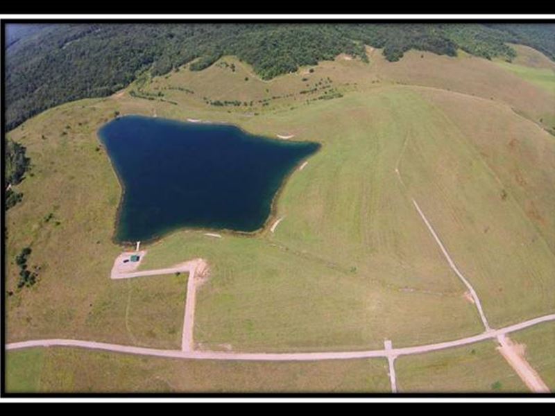 Hidden Lake with Views : Vinton : Gallia County : Ohio
