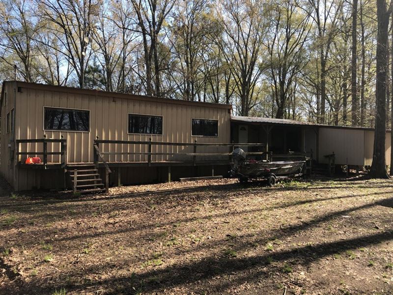 Duck Hunting Camp at Long Pond : Altheimer : Arkansas County : Arkansas