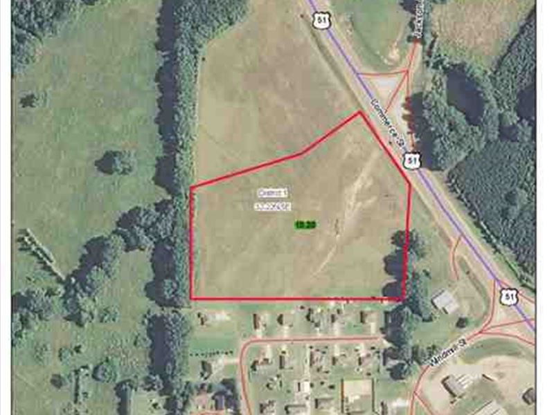 10.2 Acres of Commercial Land For : Grenada : Grenada County : Mississippi