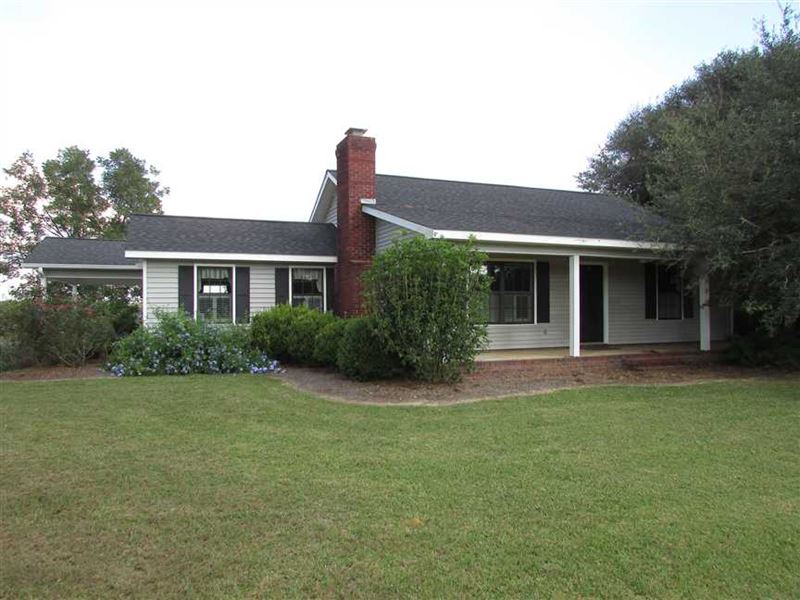 Private Rural Home With 1.53 Acres Land for Sale in Meigs, Mitchell