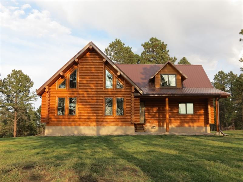 Pine Ridge Log Home Paradise Land for Sale in Crawford, Dawes County