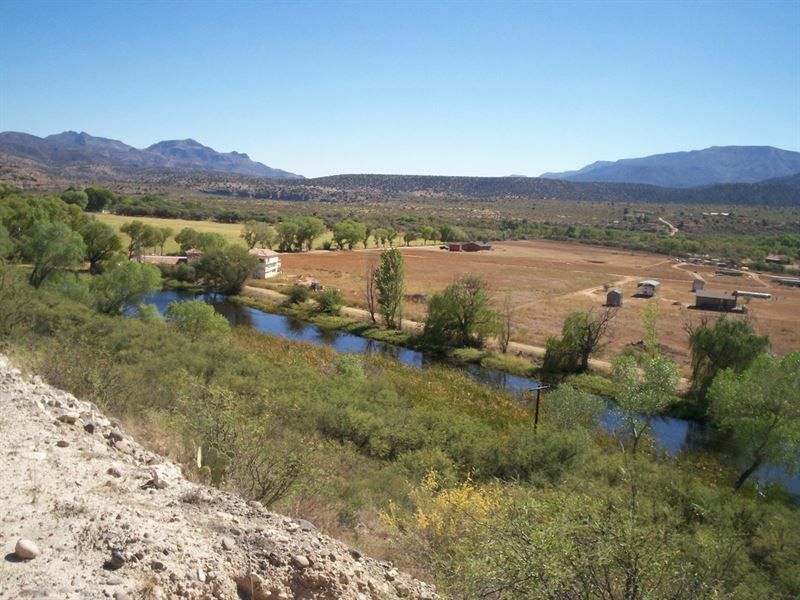 Beautiful Farm With Pond And Views Land for Sale by Owner in Camp