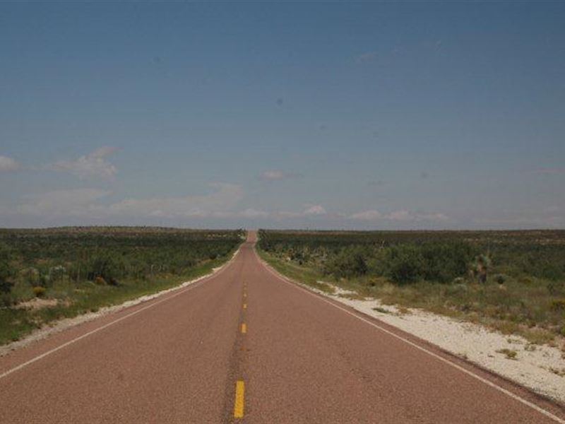 20 Acs, On Paved Highway $348/Mo : Sierra Blanca : Hudspeth County : Texas