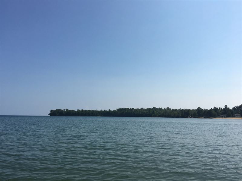 Louis Point Road : Lake Linden : Houghton County : Michigan