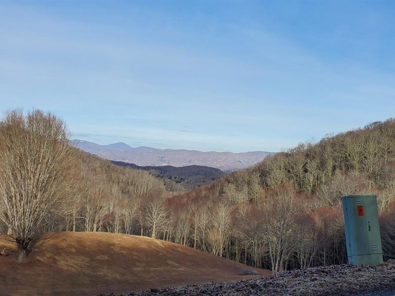 8601 S NC Hwy 194, Banner Elk NC : Banner Elk : Watauga County : North Carolina