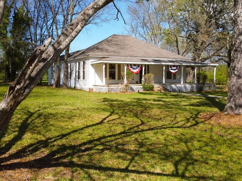 1245 Adams Ln : Starkville : Oktibbeha County : Mississippi