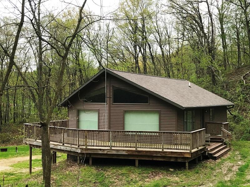 Rail Hollow Rec Retreat : Woodman : Grant County : Wisconsin