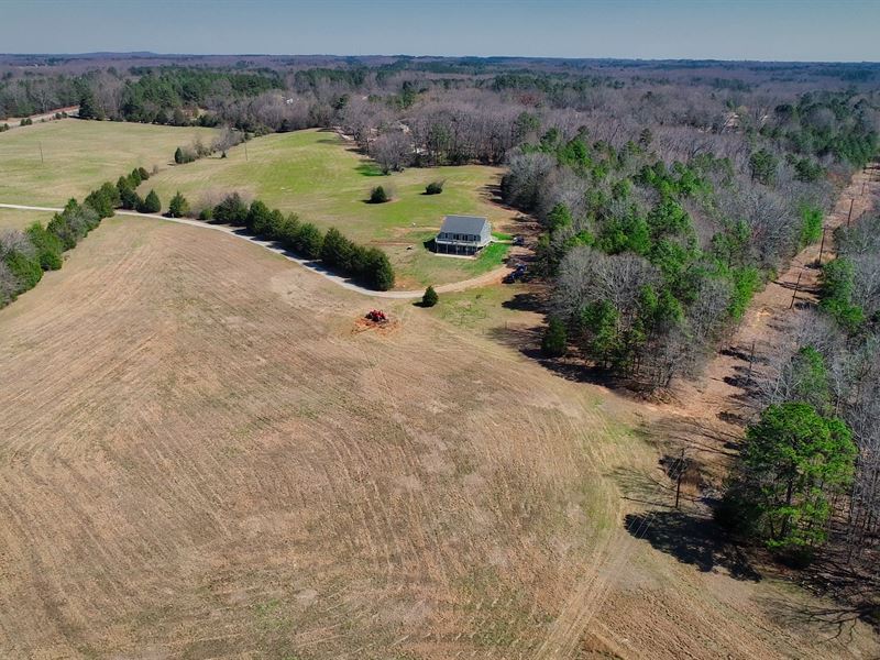 Beautiful Farm With Home & Pastures Land for Sale in Laurens, Laurens