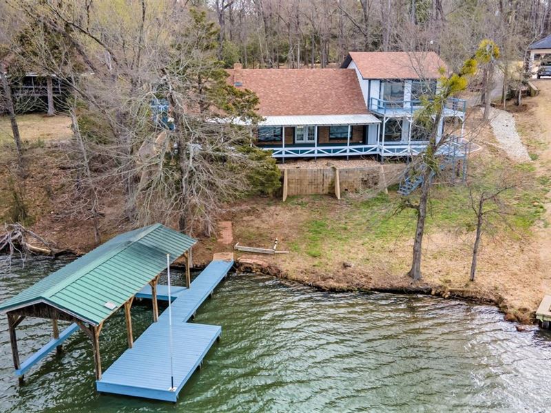 Fantastic Remodel on Lake Jacksonvi : Jacksonville : Cherokee County : Texas
