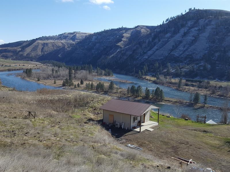 Clearwater River Views : Juliaetta : Nez Perce County : Idaho