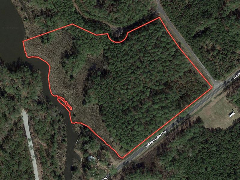 8.29 Acres of Waterfront Residentia : Aurora : Beaufort County : North Carolina