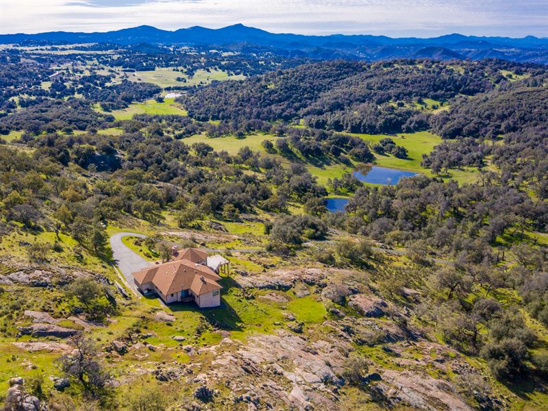 Exceptional Mesa Grande Estate : Santa Ysabel : San Diego County : California