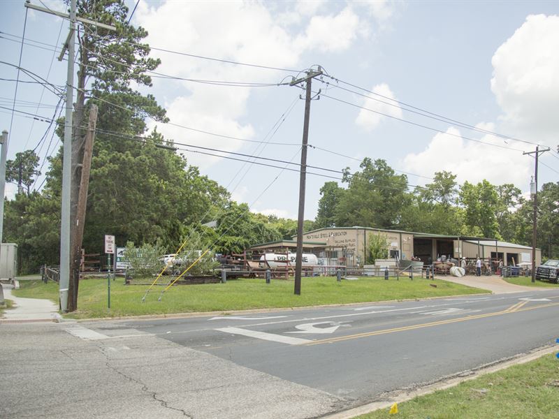 Commercial Corner Sycamore Ave : Huntsville : Walker County : Texas