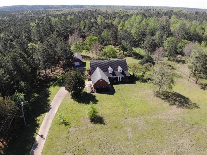 Peaceful Country Living with Acreag : Ethelsville : Pickens County : Alabama