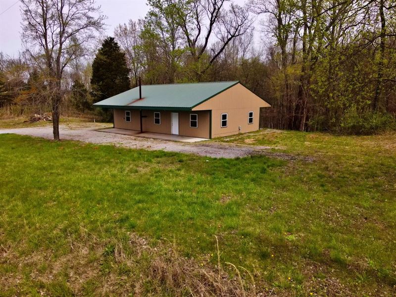25 Dry Fork Road : Elizabethtown : Hardin County : Illinois