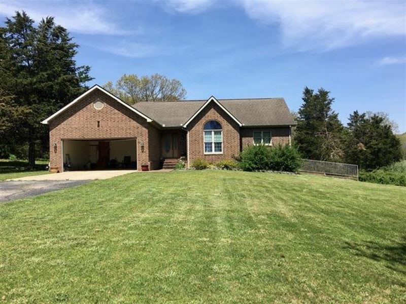 22 Acres, 3 Bedroom, Office, Shop : Pomona : Howell County : Missouri
