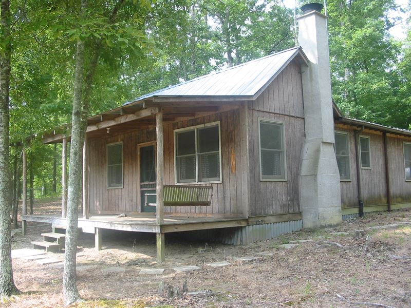 Two Ponds, Cabin, Barn Pasture : Forsyth : Monroe County : Georgia