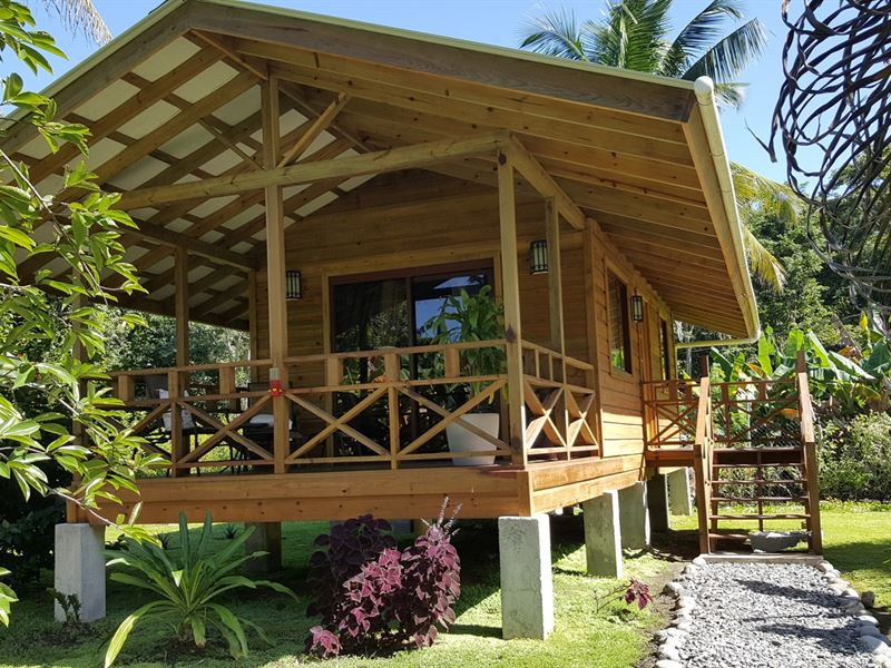 2 New Affordable Coastal Cabins : Panama