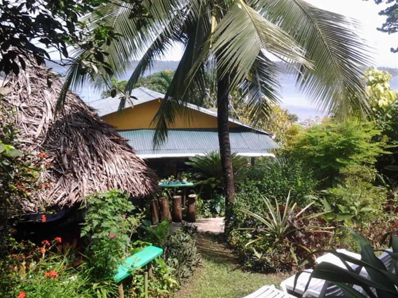 Titled Bocas Del Toro Bed Breakfast : Panama