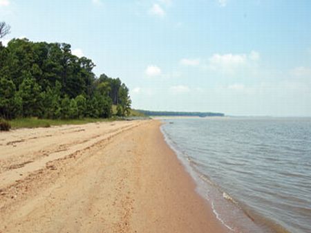 Lawnes Point On The James : Smithfield : Isle of Wight County : Virginia