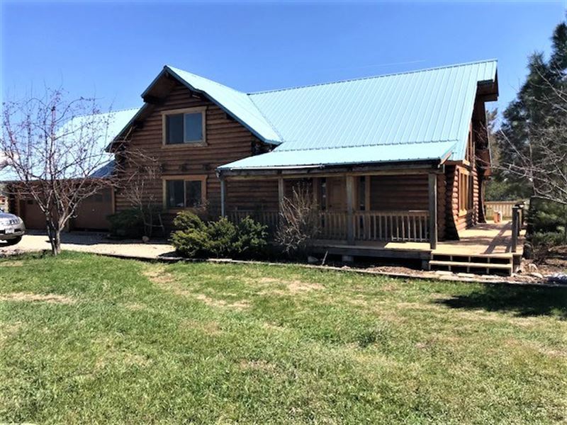 Log Home With Acreage Land for Sale in Darby, Ravalli County, Montana