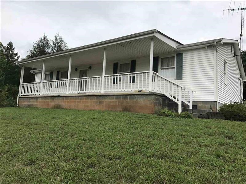 East Tennessee Home & Acreage Land for Sale in Treadway, Hancock