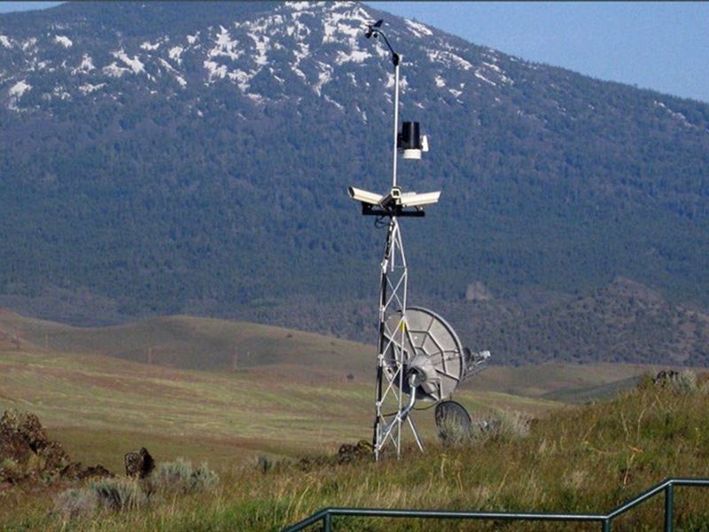 185 Acre Mountaintop Ranch : Montague : Siskiyou County : California