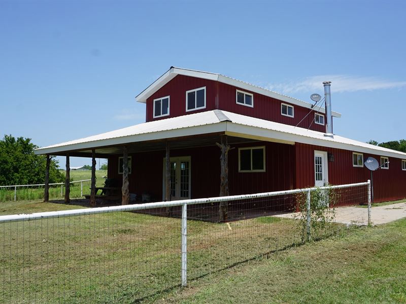 Livestock & Recreation Farm : Meeker : Lincoln County : Oklahoma