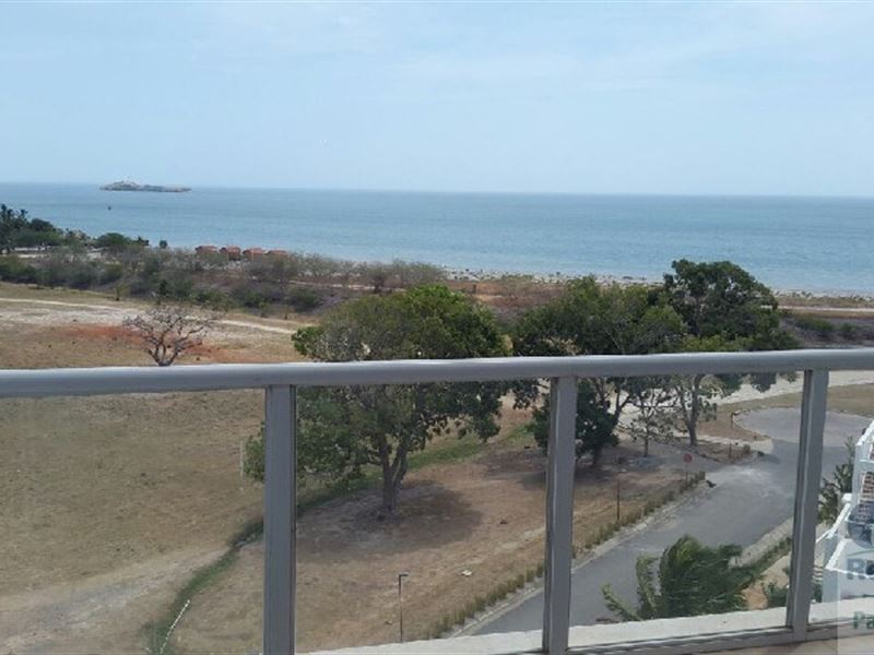 3 Bedrooms PH Terraza Playa Blanca : Panama