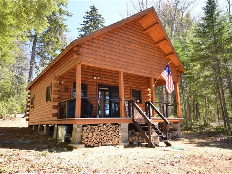 Maine Lakefront Log Cabin T3r9 Nwp : Millinocket : Penobscot County : Maine