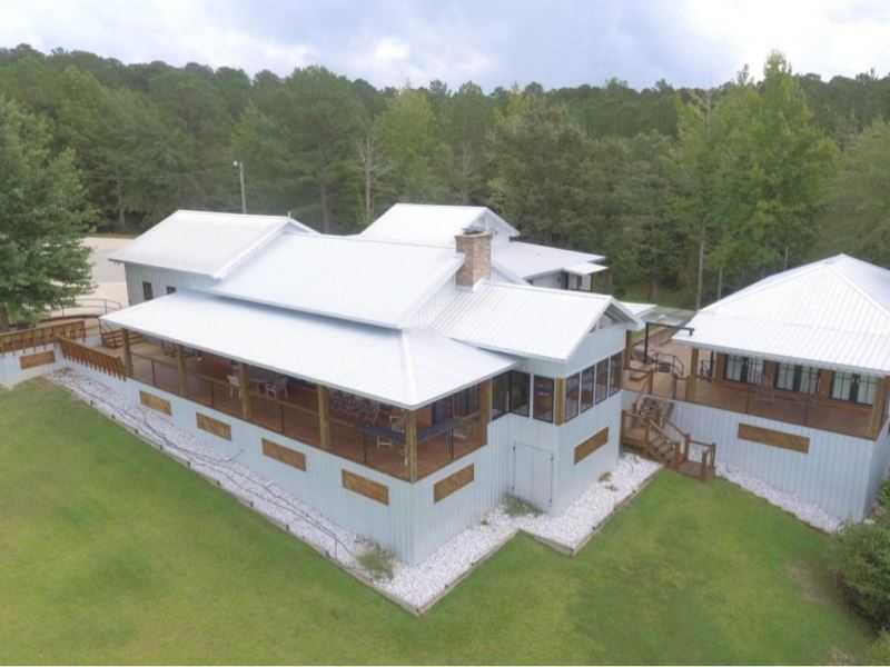 350 Acres with Home in Lauderdale, Land for Sale in Mississippi