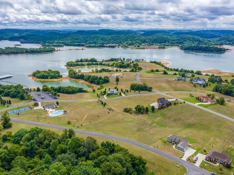 Magnificent Lake and Mountain Views : Mooresburg : Hawkins County : Tennessee