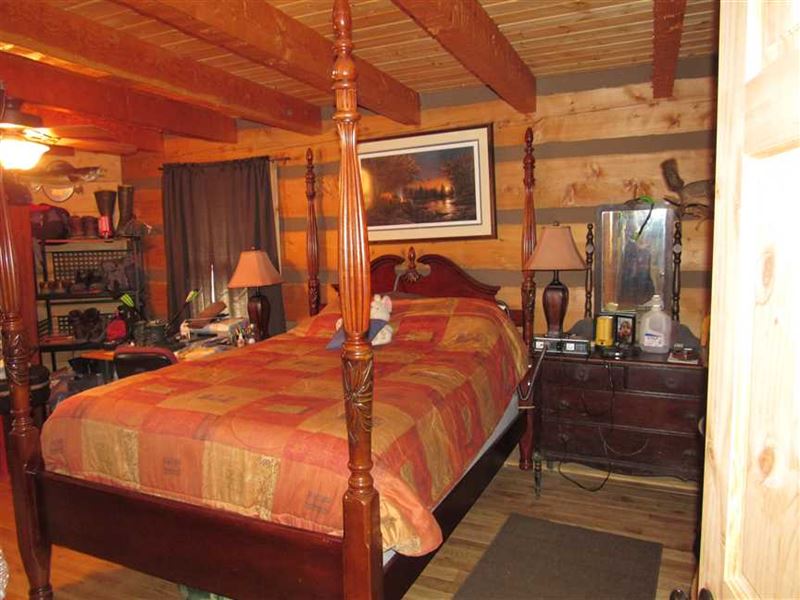 Appalachian Log Home on 76 Acres Land for Sale in Sneedville, Hawkins